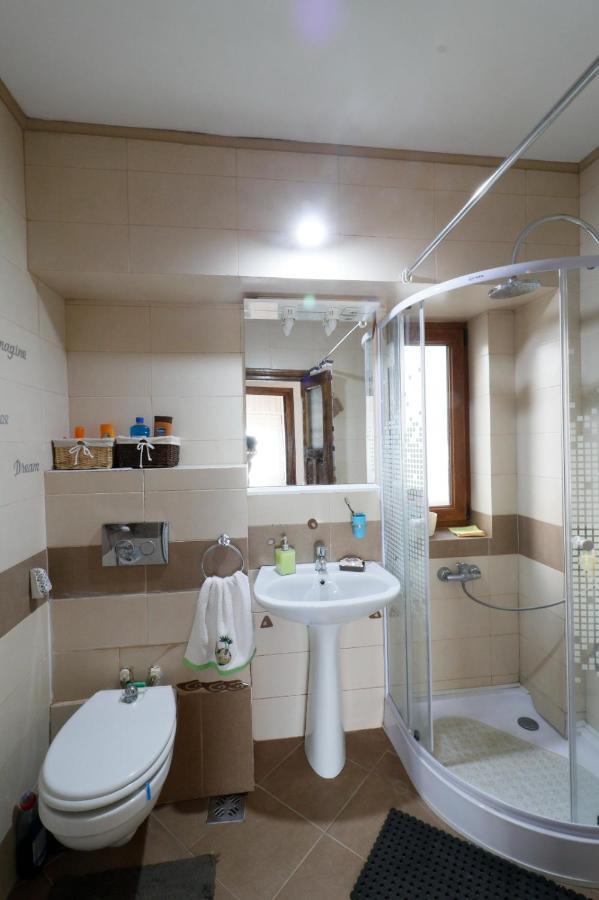 Danielle Apartament Jassy Zewnętrze zdjęcie